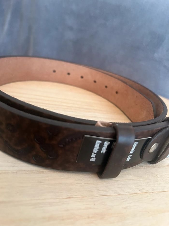 Ceinture véritable cuir 115cm neuve avec étiquette - photo numéro 3