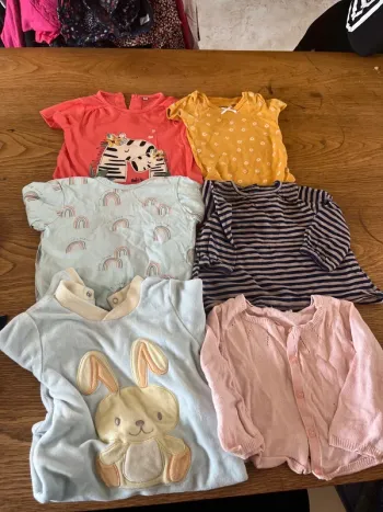 Lot 6 mois fille