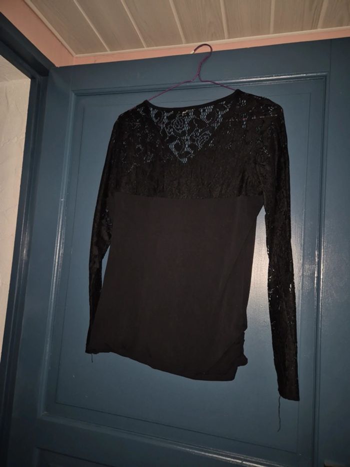 Pull dentelle - photo numéro 2