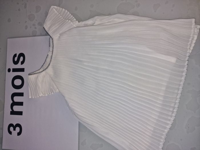 robe blanche et argenté