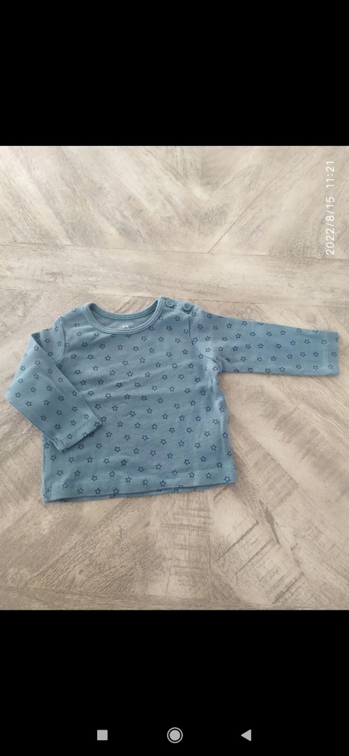Tee-shirt  1 mois