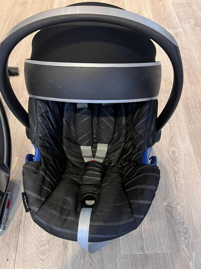 Cosy gb pockit et embase isofix - photo numéro 6