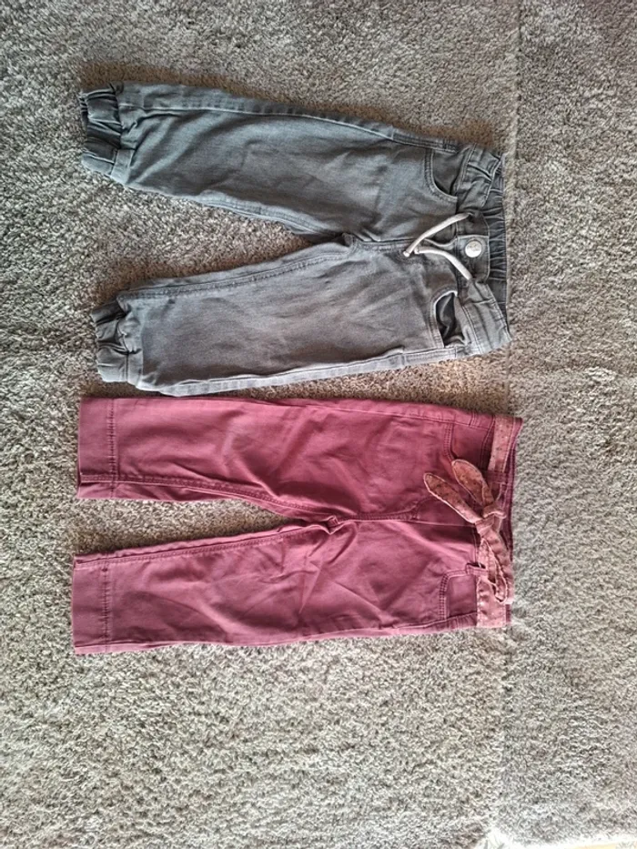 Lot 2 pantalon 18 mois fille