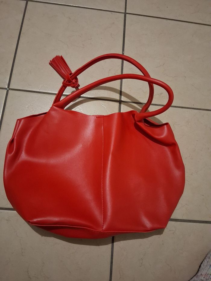 Sac à main fourre tout rouge