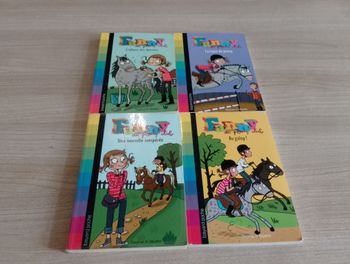 Lot de 4 livres, Fanny au poney club, n°1, 2, 3, 9