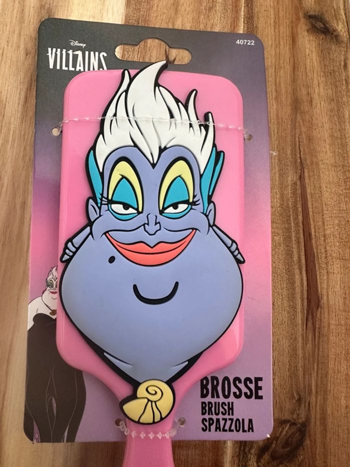 Brosse à cheveux vilains Ursula de la petite sirène, Disney neuve - photo numéro 2