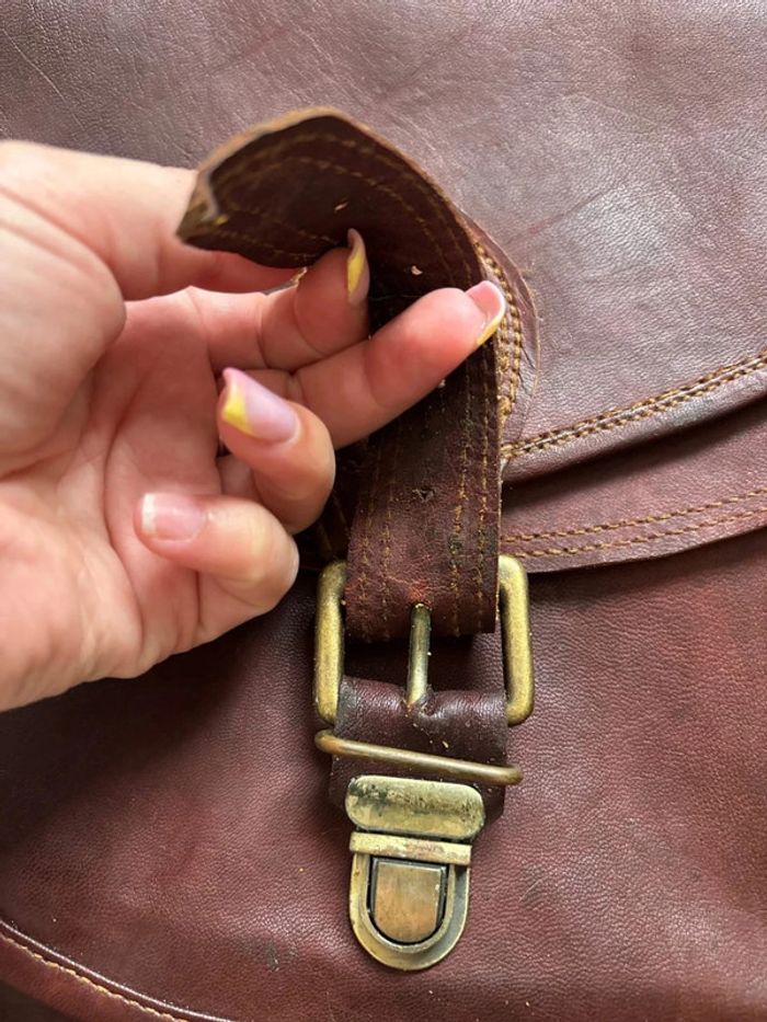 Besace en cuir - photo numéro 4