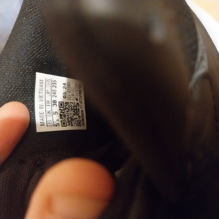 Adidas neuves Pointure 38 jamais porté - photo numéro 7