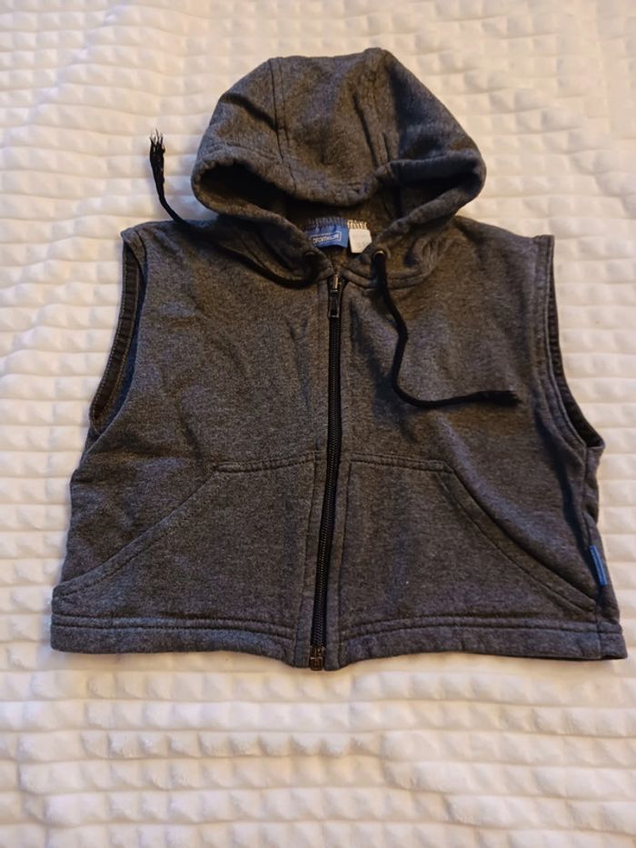 Veste sans manches 18 mois