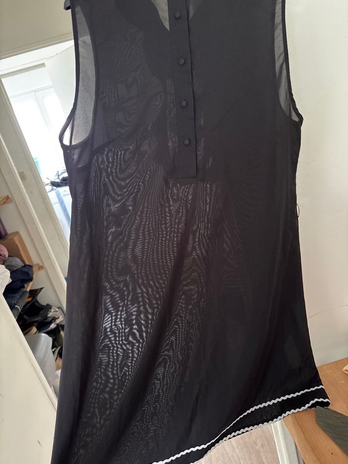 Robe courte transparente - photo numéro 3