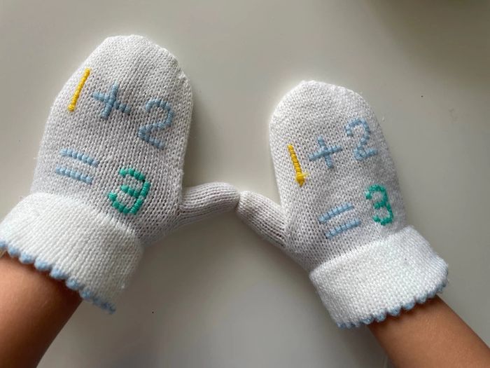 Moufle blanche - photo numéro 2