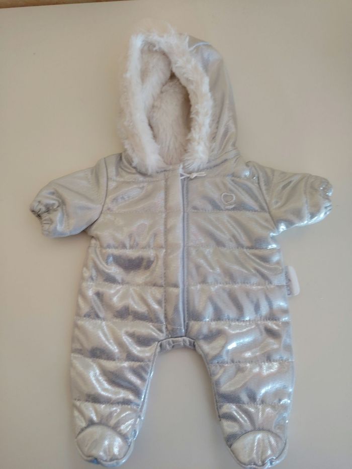 Poupon 30 cm Combinaison argentee - photo numéro 2