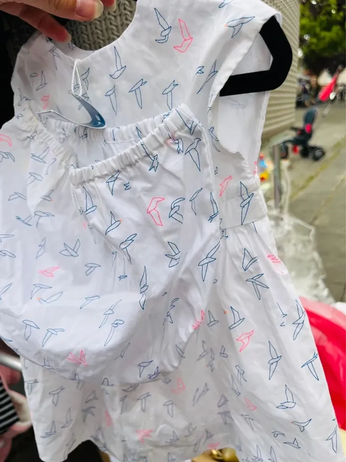 Magnifique robe blanche Jacadi neuve avec étiquette 6m - photo numéro 2