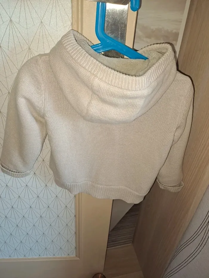 Gilet bien chaud beige bébérêve 24 mois super état - photo numéro 5