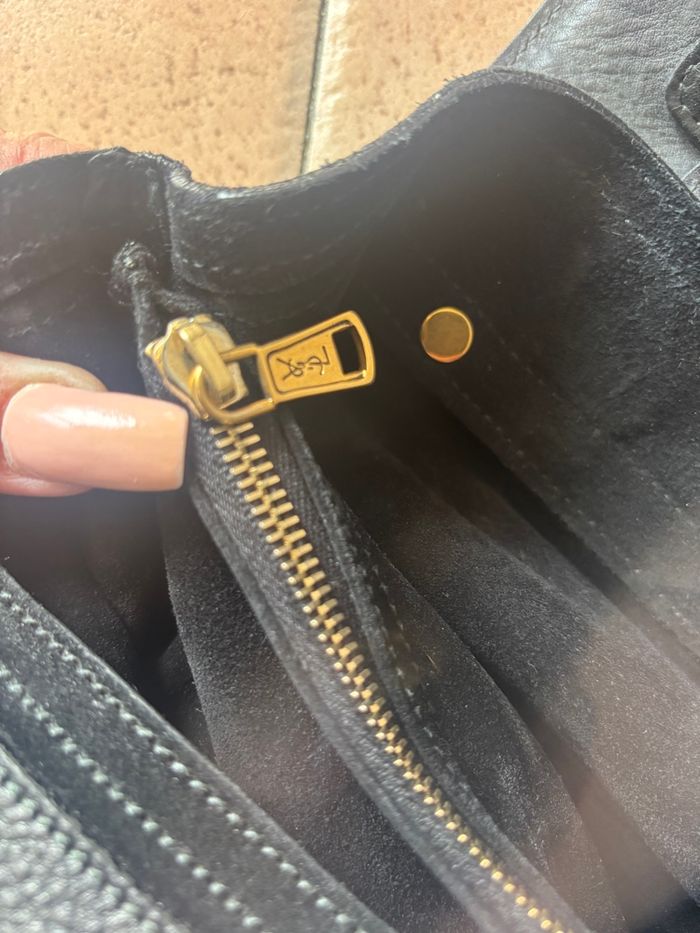 Sac à main Yves saint Laurent - photo numéro 8