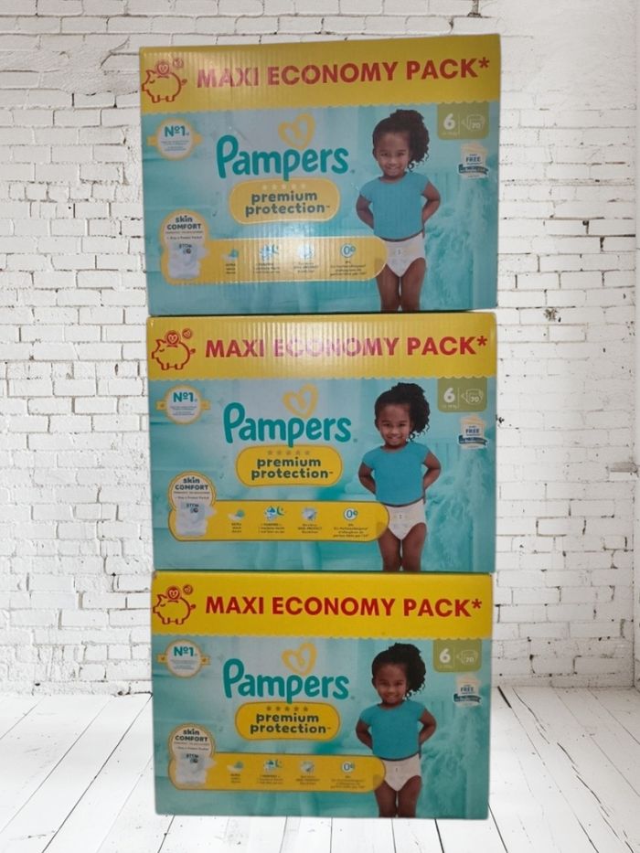 210 couches Pampers taille 6 premium protection