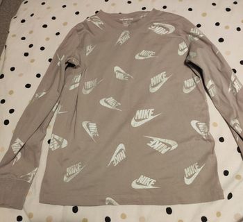 Vêtements Nike Levi's Bershka IKKS