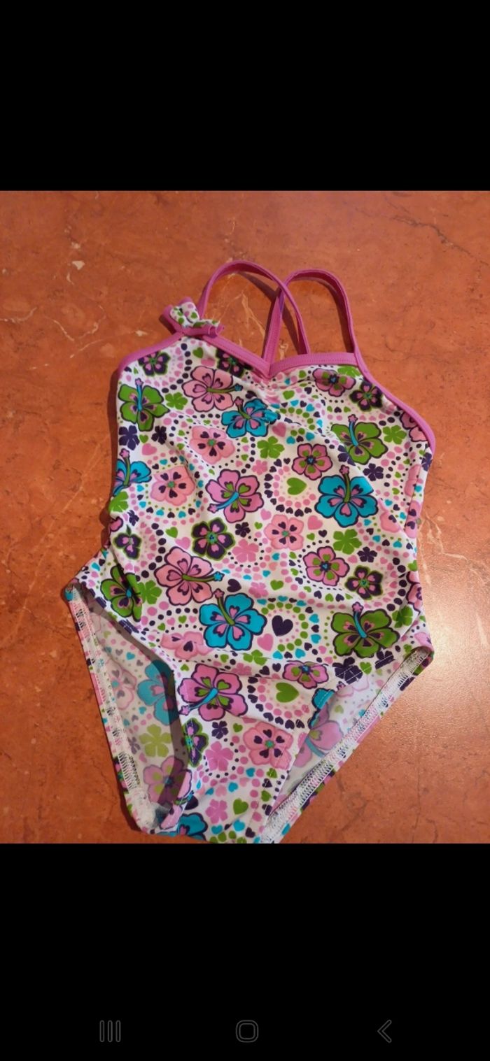 Maillot de bain taille 3 ans