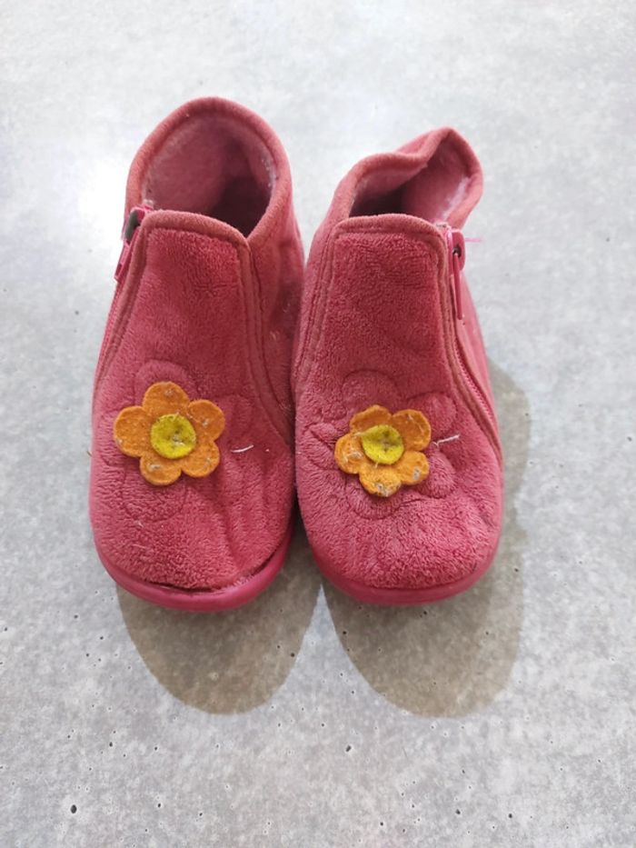 Pantoufles roses - photo numéro 3
