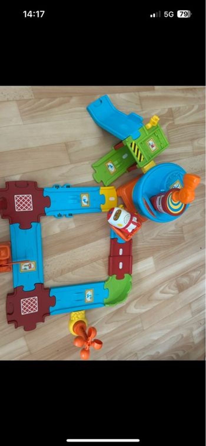 Aéroport TUT TUT BOLIDES