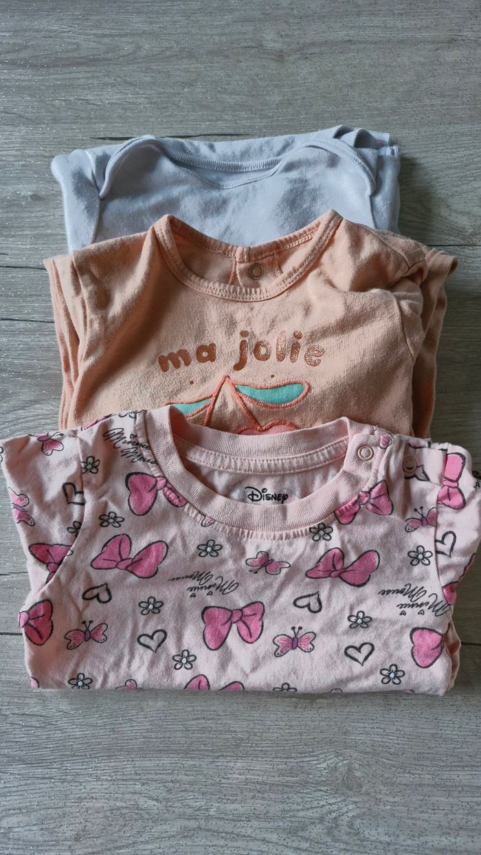 Lot de vêtements tachés 6/9mois