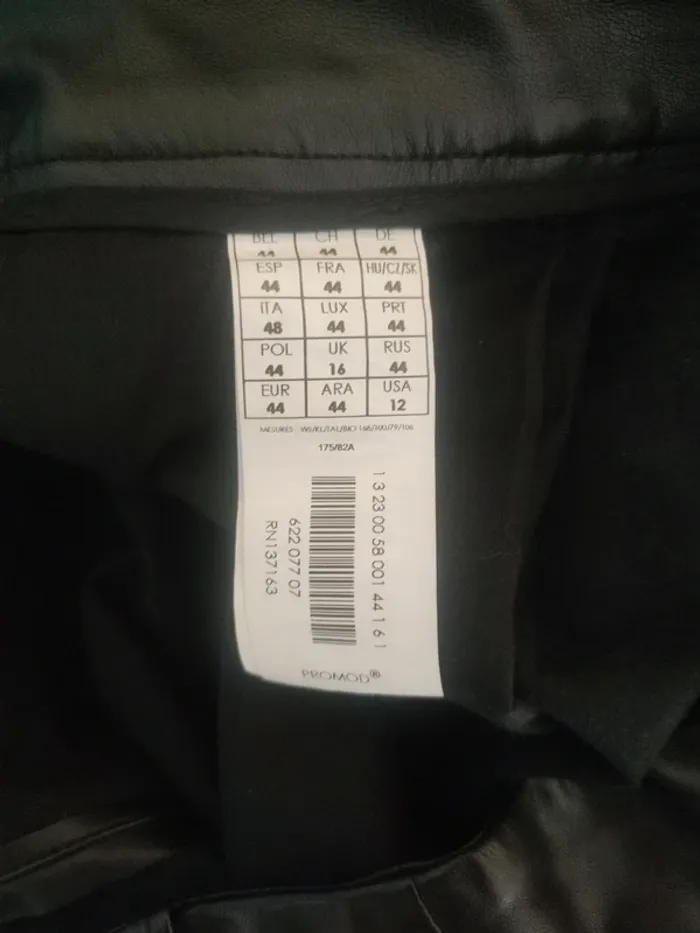 Short Promod taille 44 - photo numéro 4