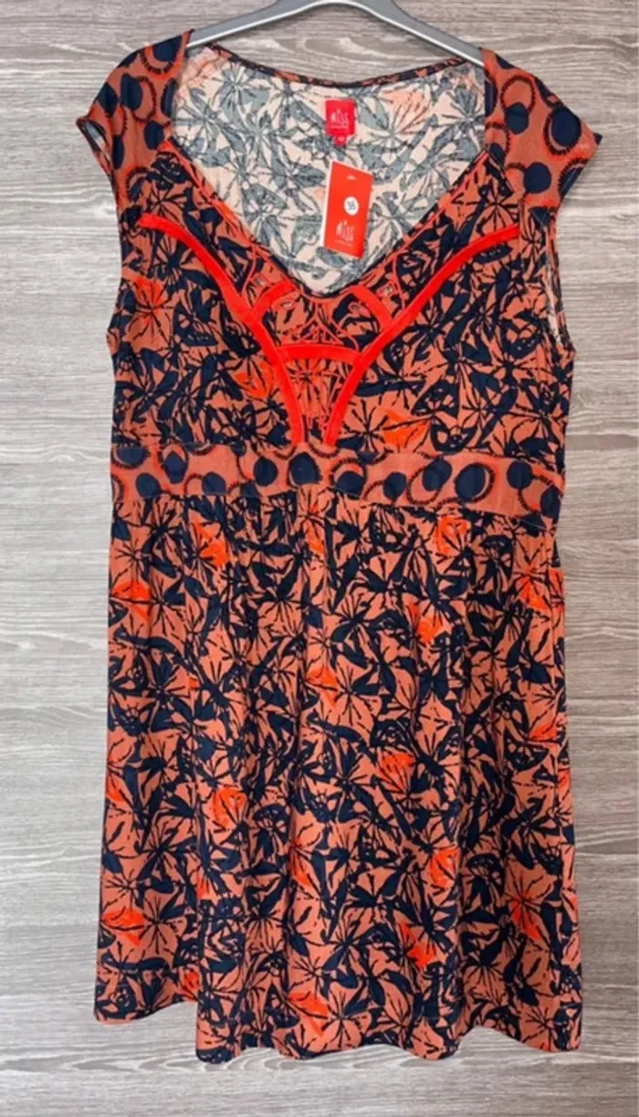Robe imprimée 38 neuf étiquette miss Captain Tortue Maison Captain