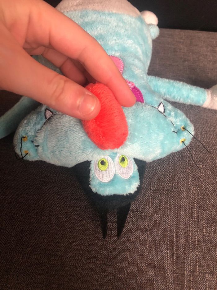 Peluche oggy et les cafards - photo numéro 4