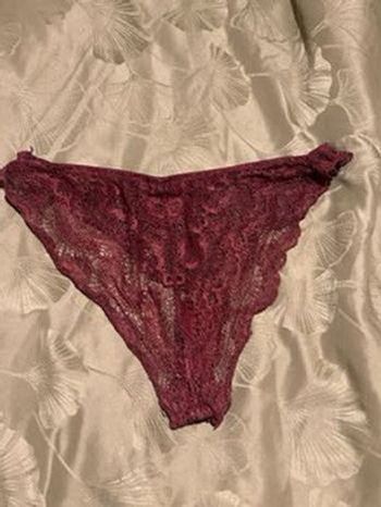 Sous vêtement dentelle tanga 