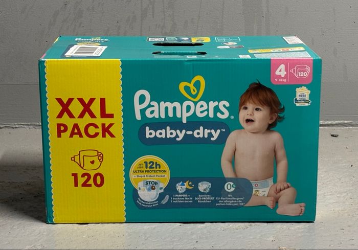 2 packs Pampers baby dry  taille 4 neuf