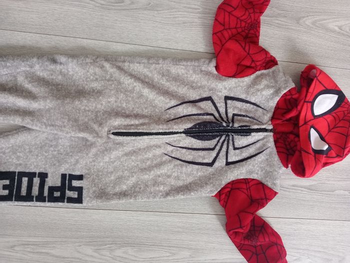Combinaison spiderman 6 ans - photo numéro 2