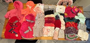 Lot de vêtement fille taille 6mois en très bon état
