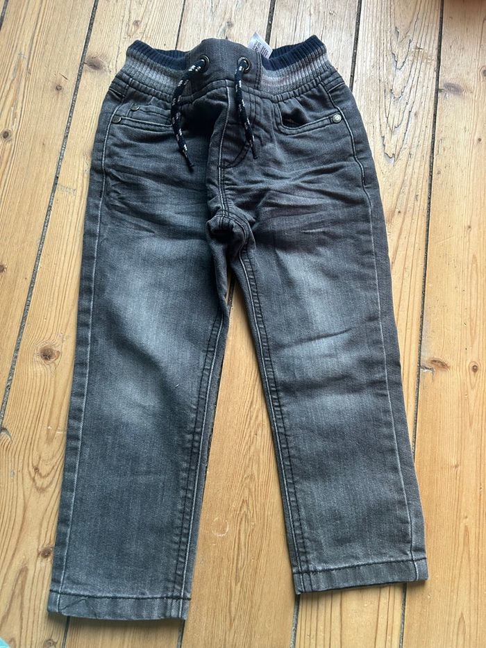 Lot pantalon 18 mois - photo numéro 3