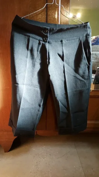 Pantacourt femme taille 40