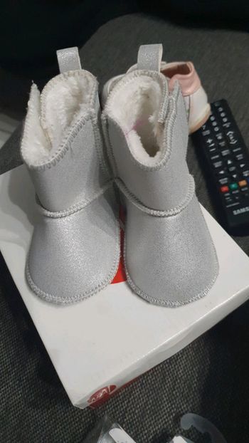 Bottes fourrées 6/9 mois