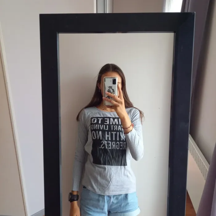 Tee-shirt manches longues kiabi 14 ans - photo numéro 2