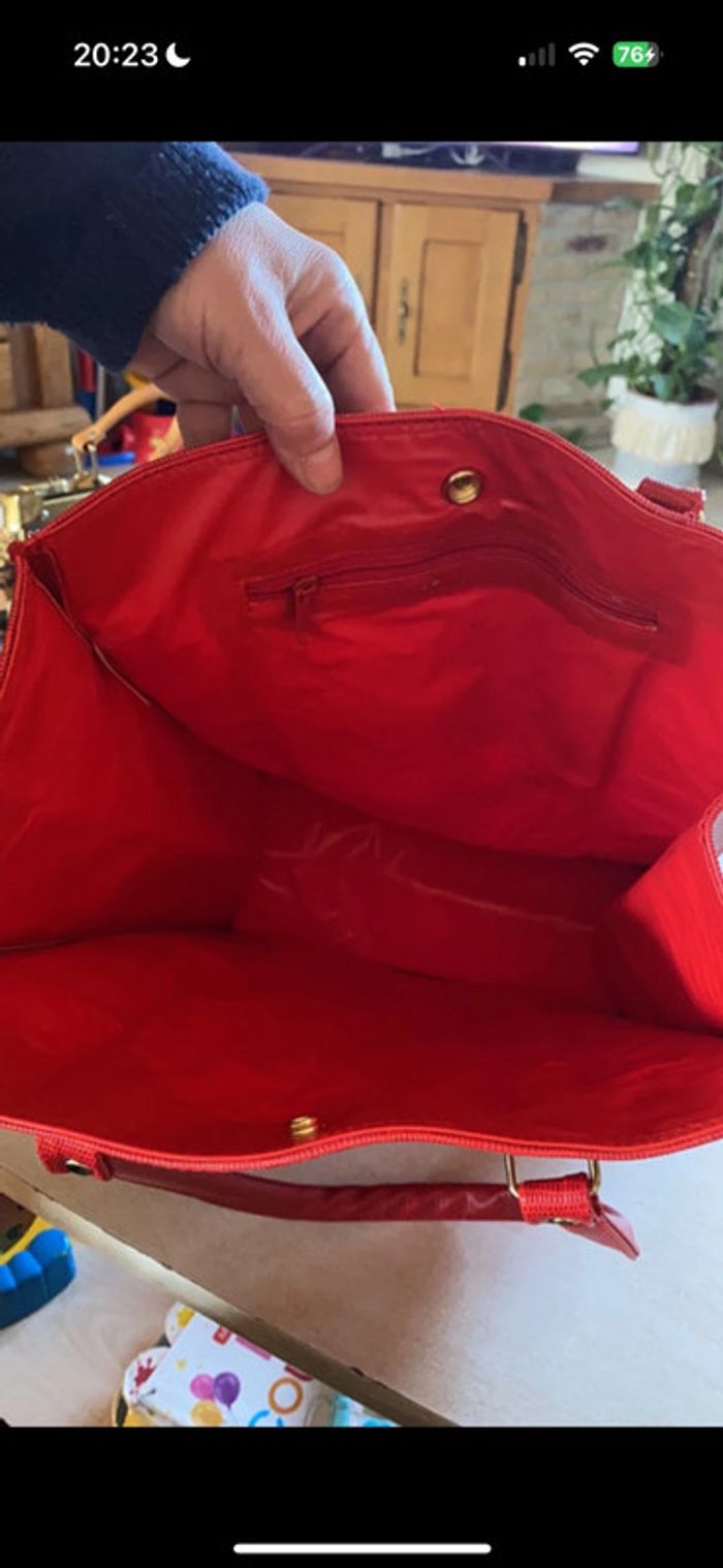 Sac rouge Avon Neuf - photo numéro 4