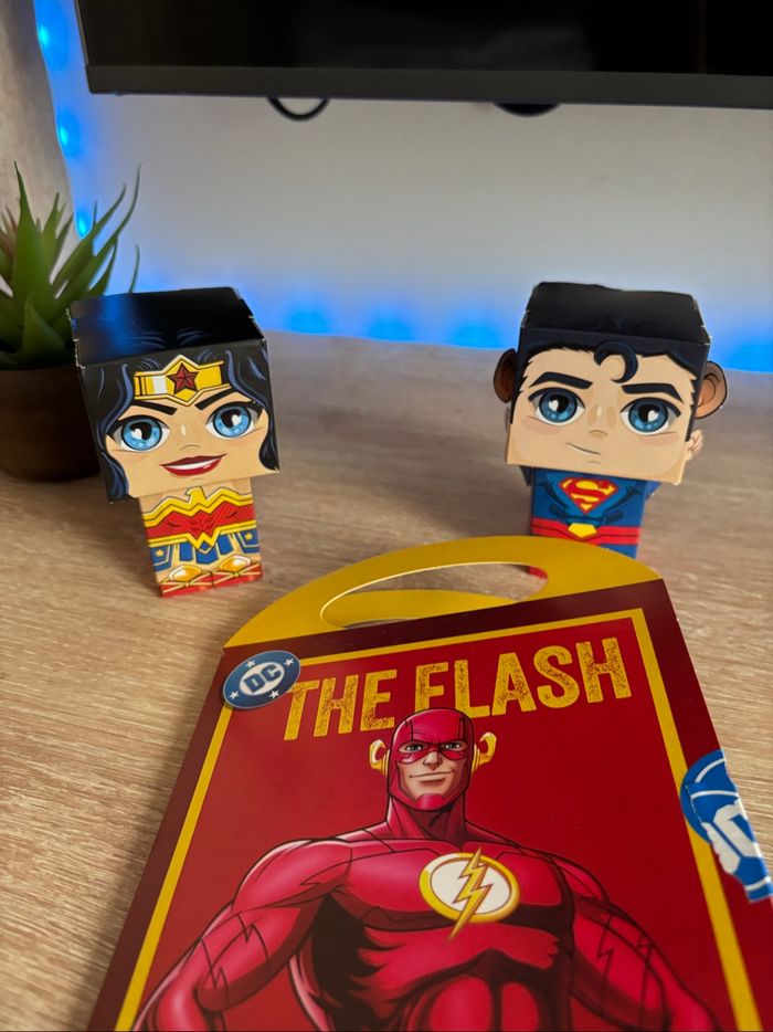 Lot figurine à construire wonder woman superman héro dc - photo numéro 2