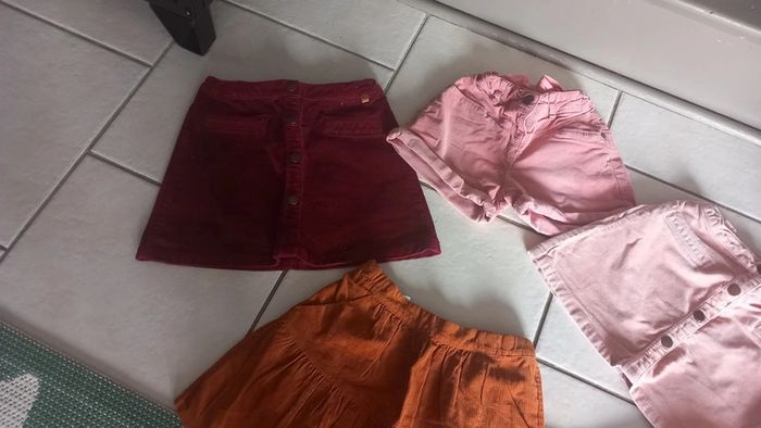 Lot de 5 bas fille 7 ans tbe hiver jupes shorts - photo numéro 6