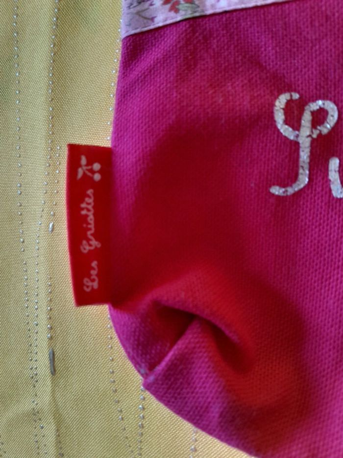 Jolie Trousse idéale pour une Super Nounou ! - photo numéro 5