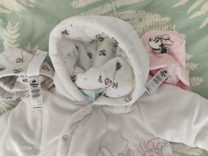 Combipilote Minnie + 2 bonnets 1-3mois - photo numéro 4