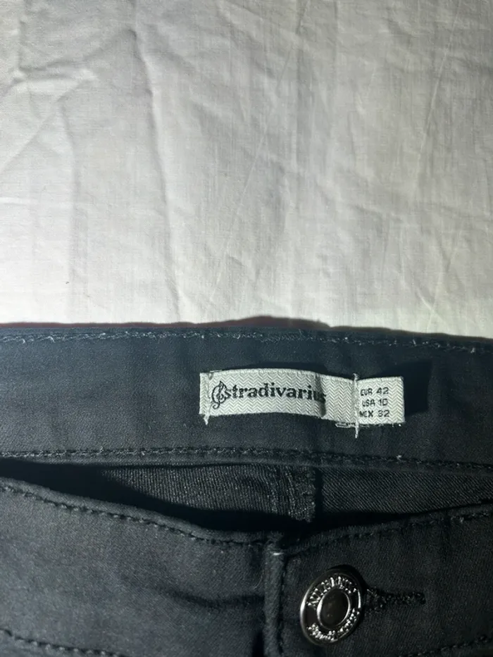 Jean noir stradivarius - photo numéro 3