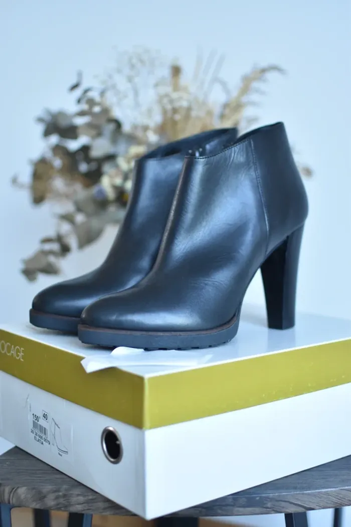 Bottines Bocage en taille 40 - Neuve avec étiquette sur boite - photo numéro 2