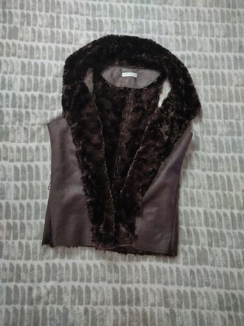 Gilet veste sans manches imitation cuir fourrure marron Promod taille 40