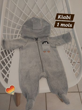 Combinaison polaire kiabi 1 mois