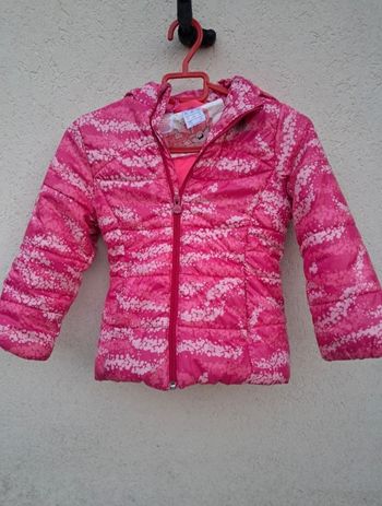 Doudoune adidas 5/6ans fille avec capuche