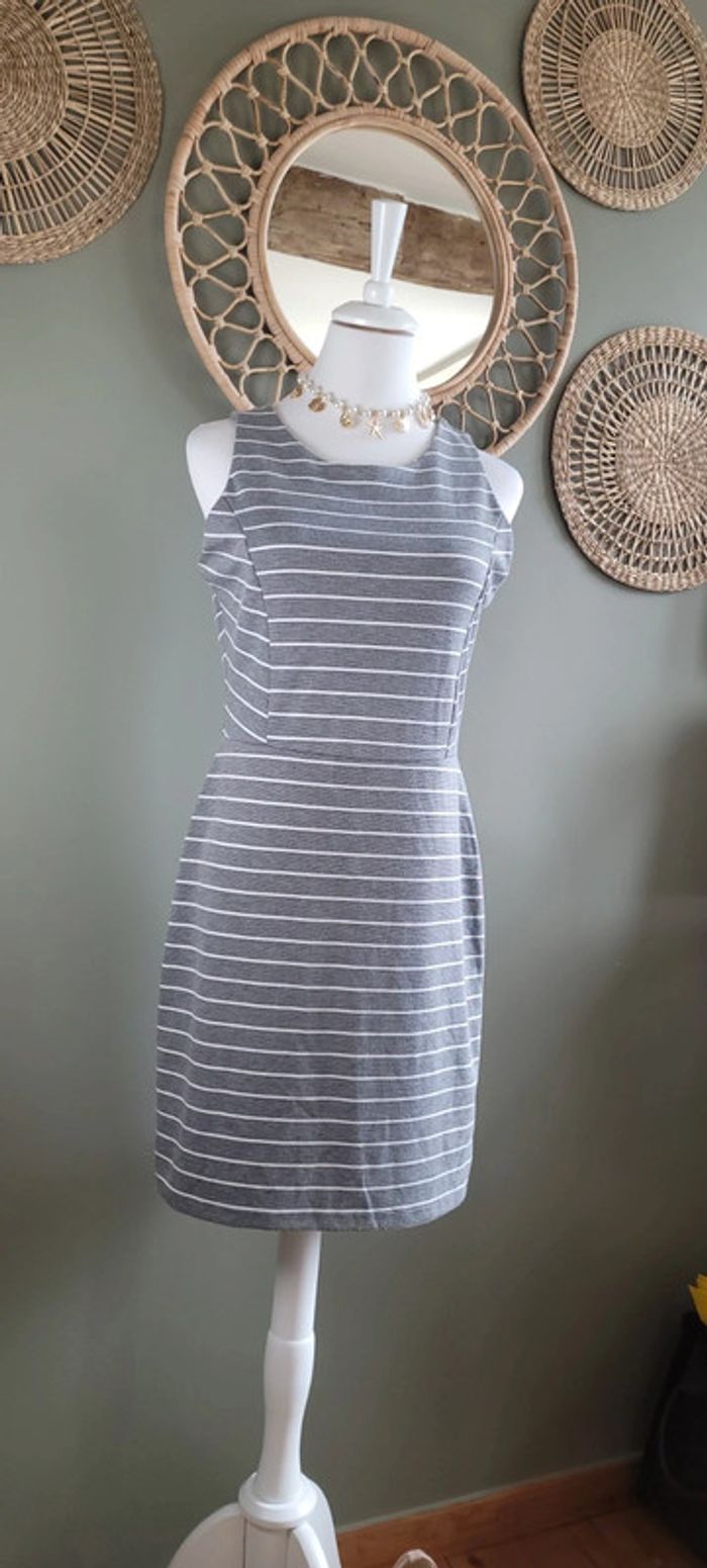 Jolie robe marinière Koton taille M Parfait état - photo numéro 2
