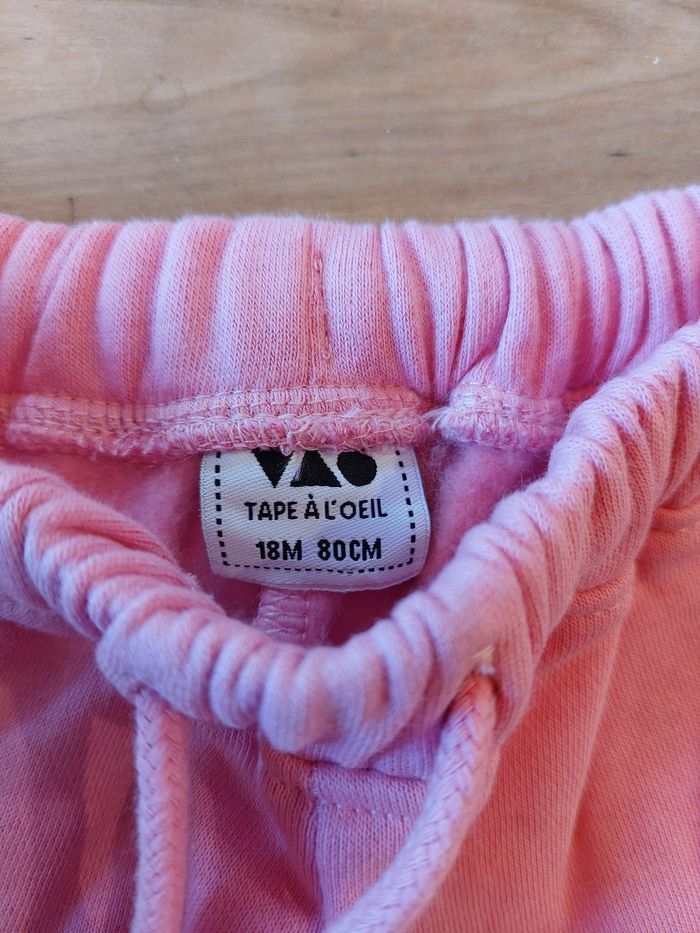 Lot de 2 pantalons tape à l'œil neuf 18 mois - photo numéro 5