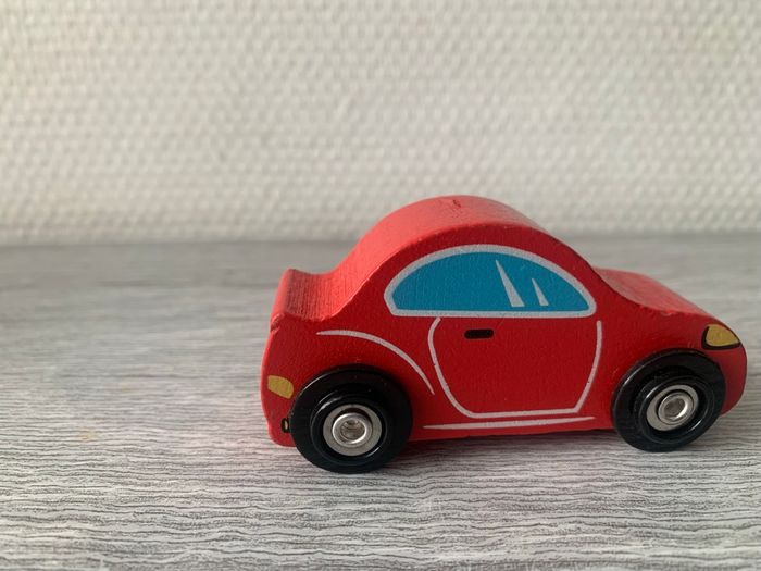 Lot de 4 voitures en bois - photo numéro 4