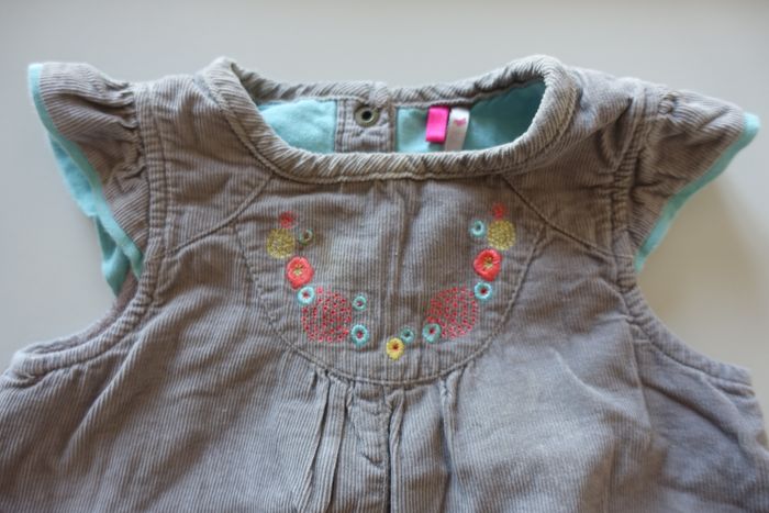 Combinaison bébé fille 12 mois - photo numéro 3